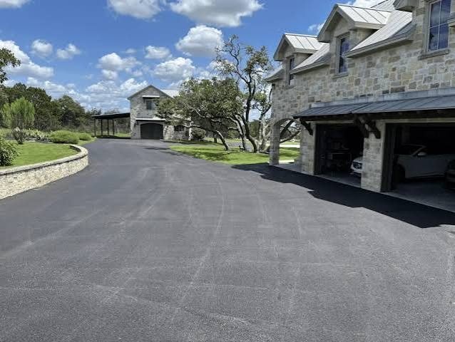 Sealcoating services in Fulshear, Texas